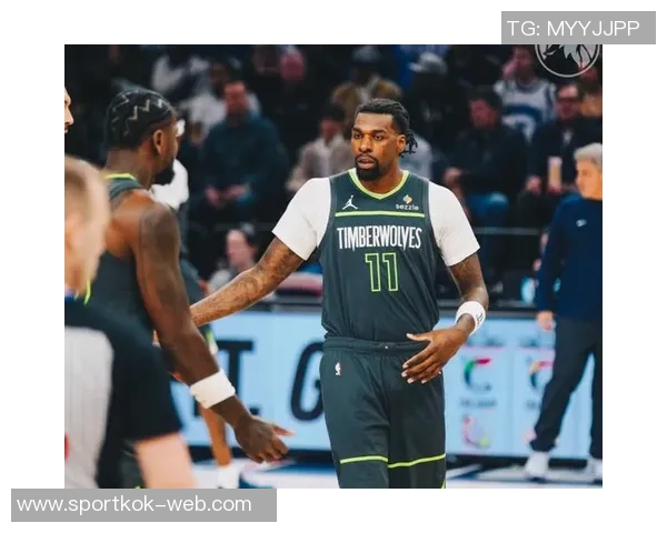 森林狼六人得分上双却难逃败局团队表现未能转化为胜利